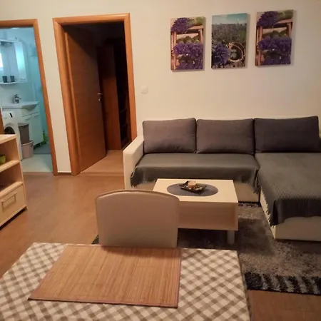 Apartman Lavanda Tar-Vabriga